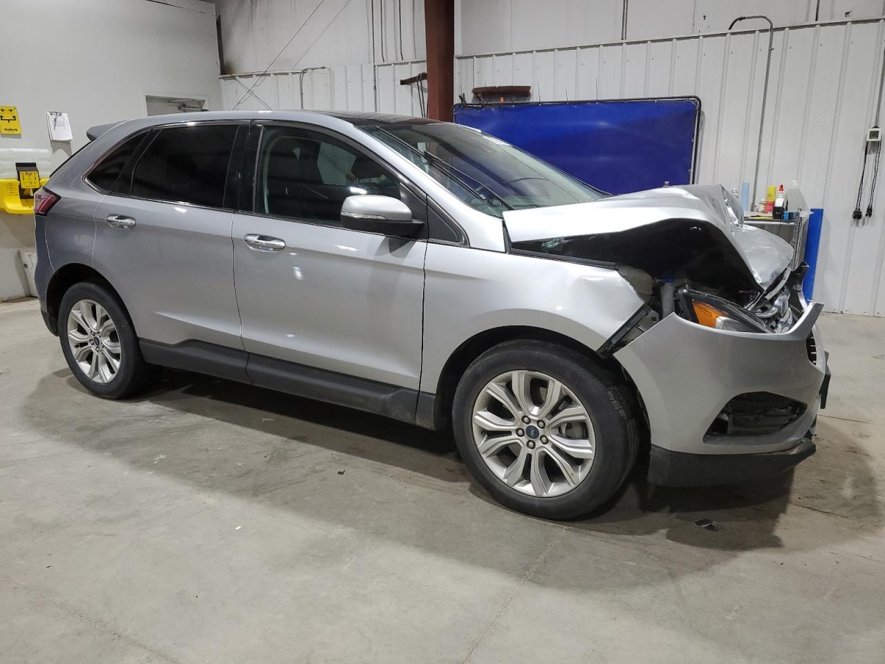 Ford Edge Titanium Image 2