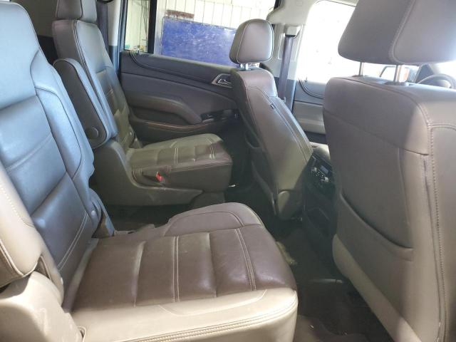 GMC Yukon Denali Image 3