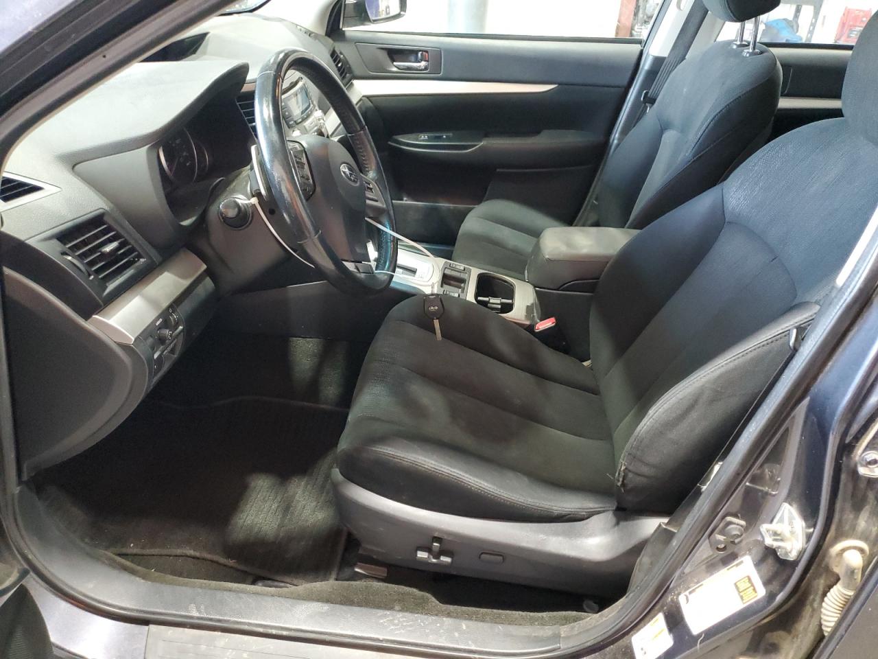 Subaru Legacy 2.5i Premium Image 4