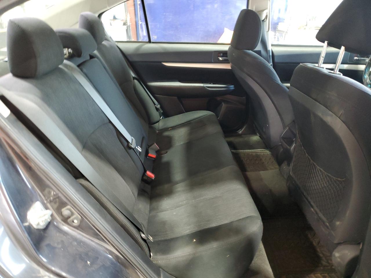 Subaru Legacy 2.5i Premium Image 11