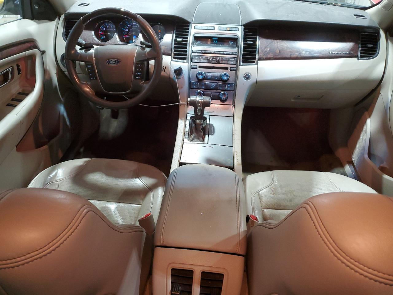 Ford Taurus Limited Image 8