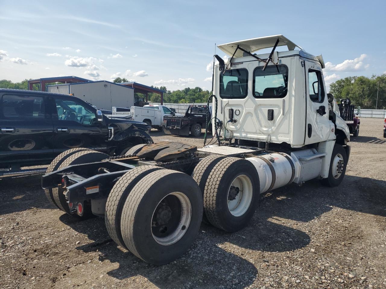 Freightliner Cascadia 1 Image 10