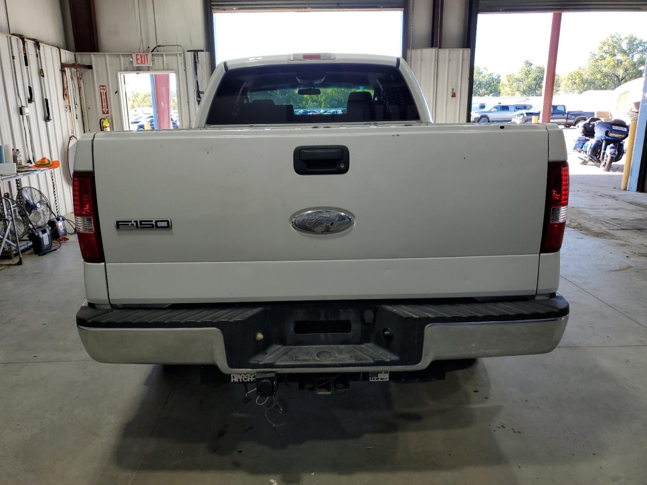 Ford F-150 Supercrew Image 9