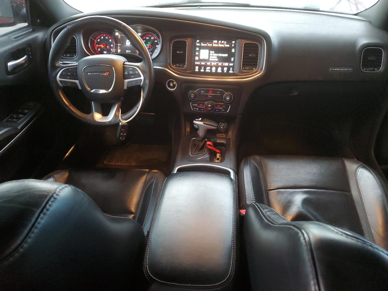 Dodge Charger Sxt Image 8