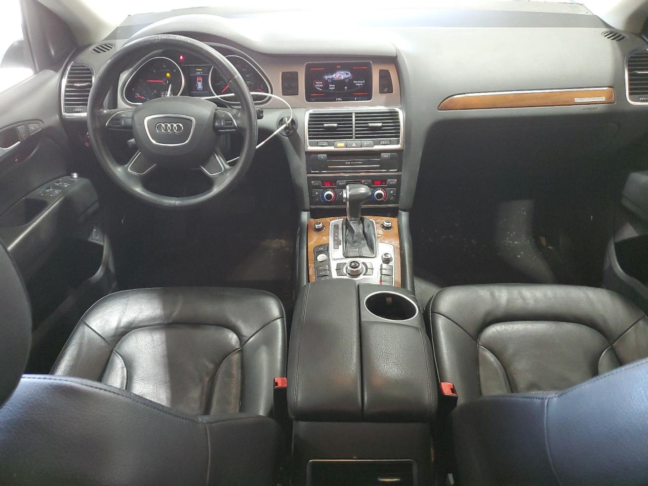 Audi Q7 Premium Plus Image 8