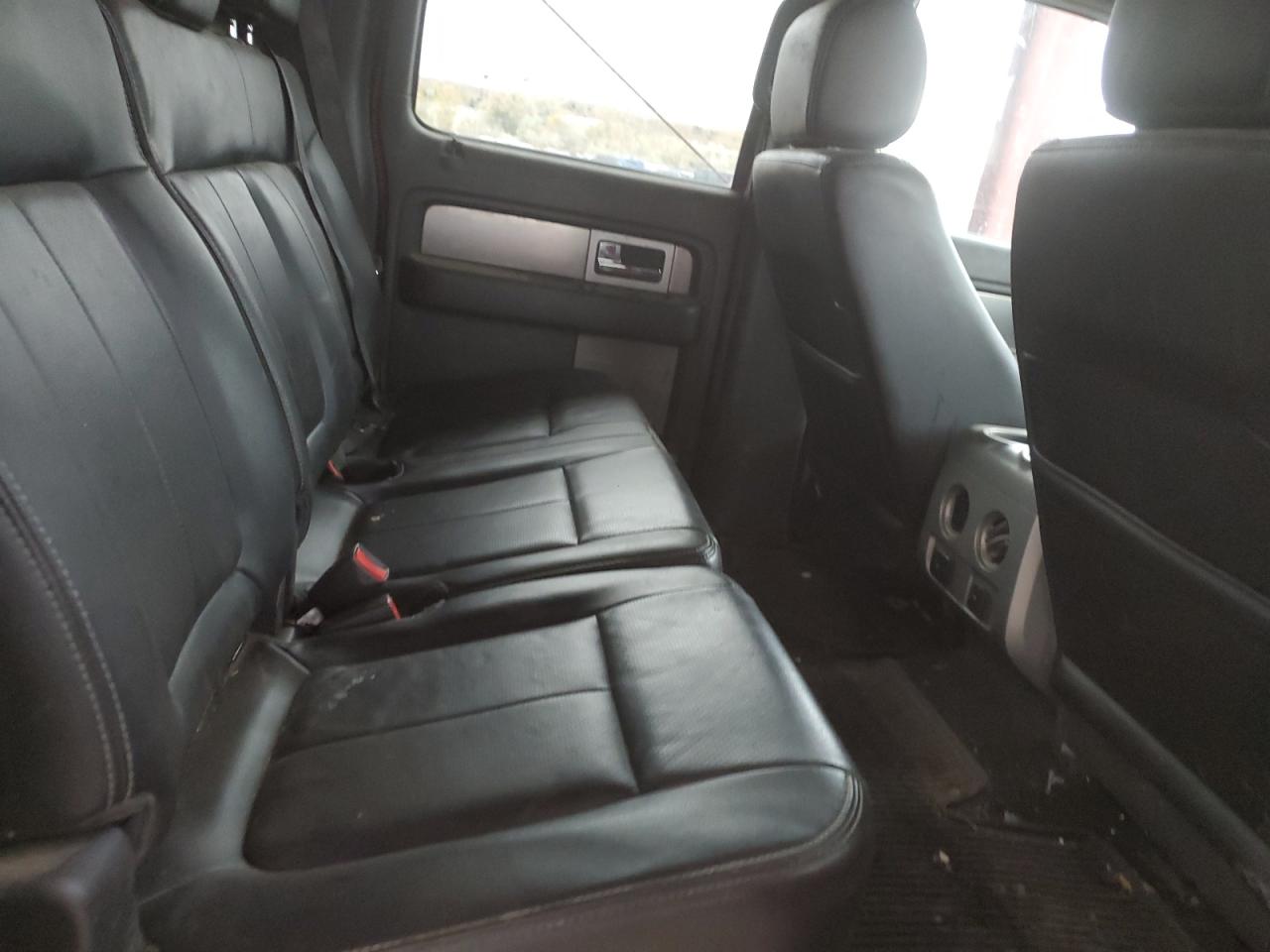 Ford F-150 Supercrew Image 11