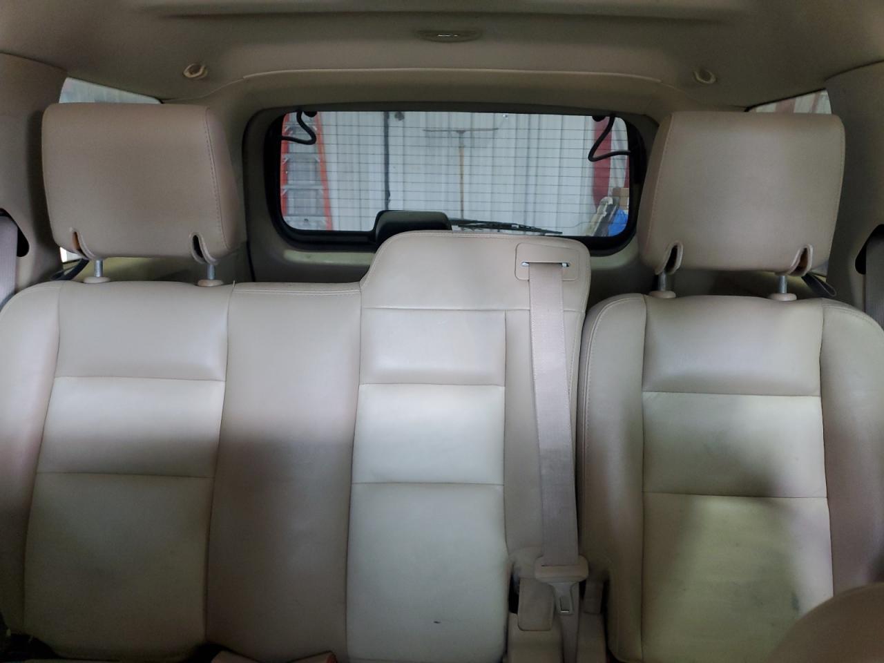 Ford Explorer Eddie Bauer Image 13