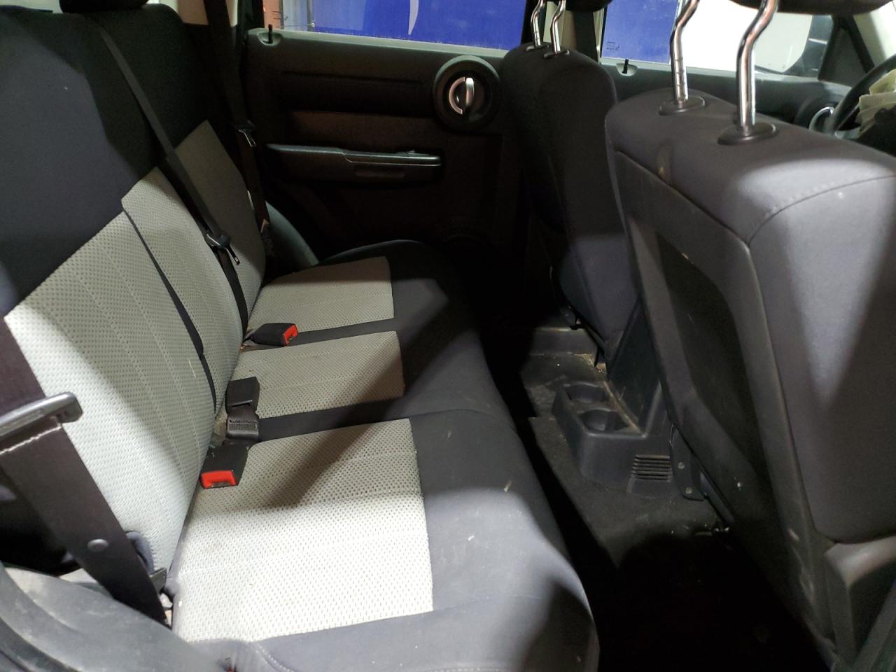 Dodge Nitro Heat Image 11