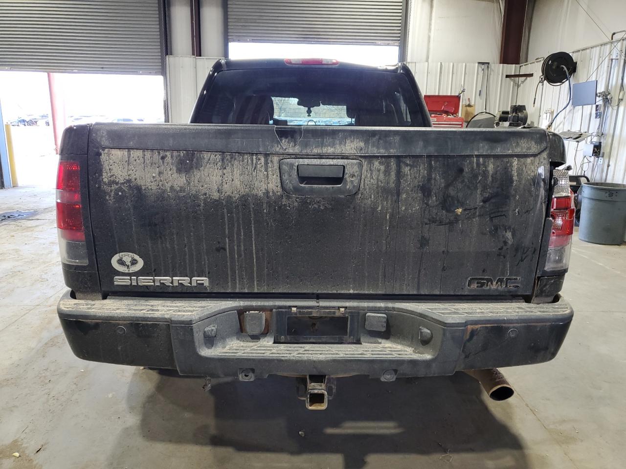 GMC Sierra K1500 Denali Image 4