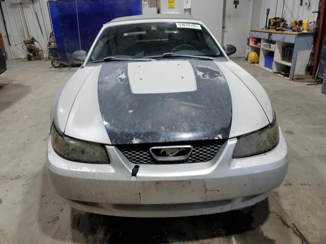 Ford Mustang Image 11