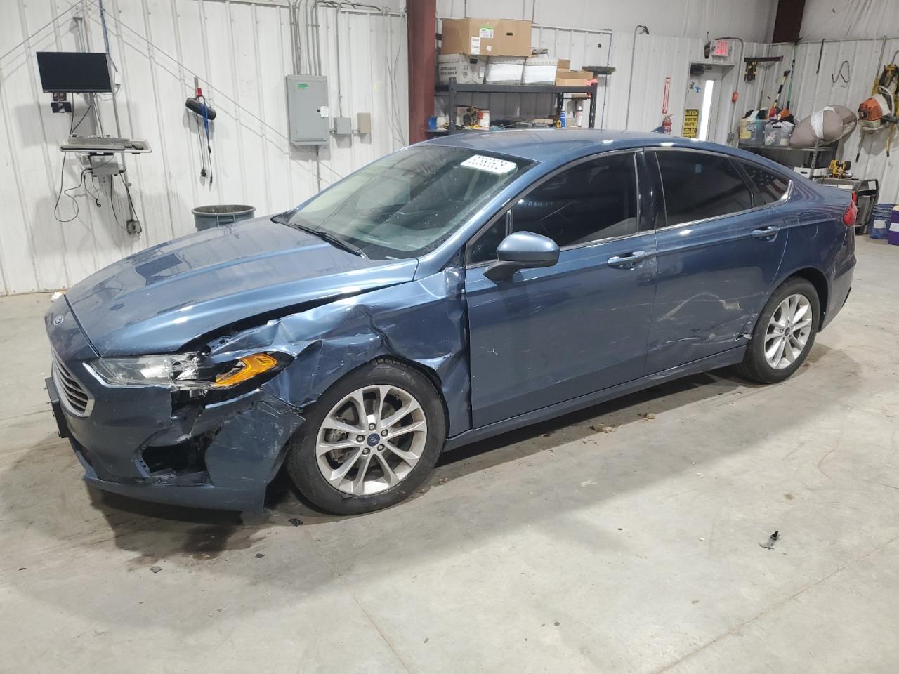 Ford Fusion Se Image 1