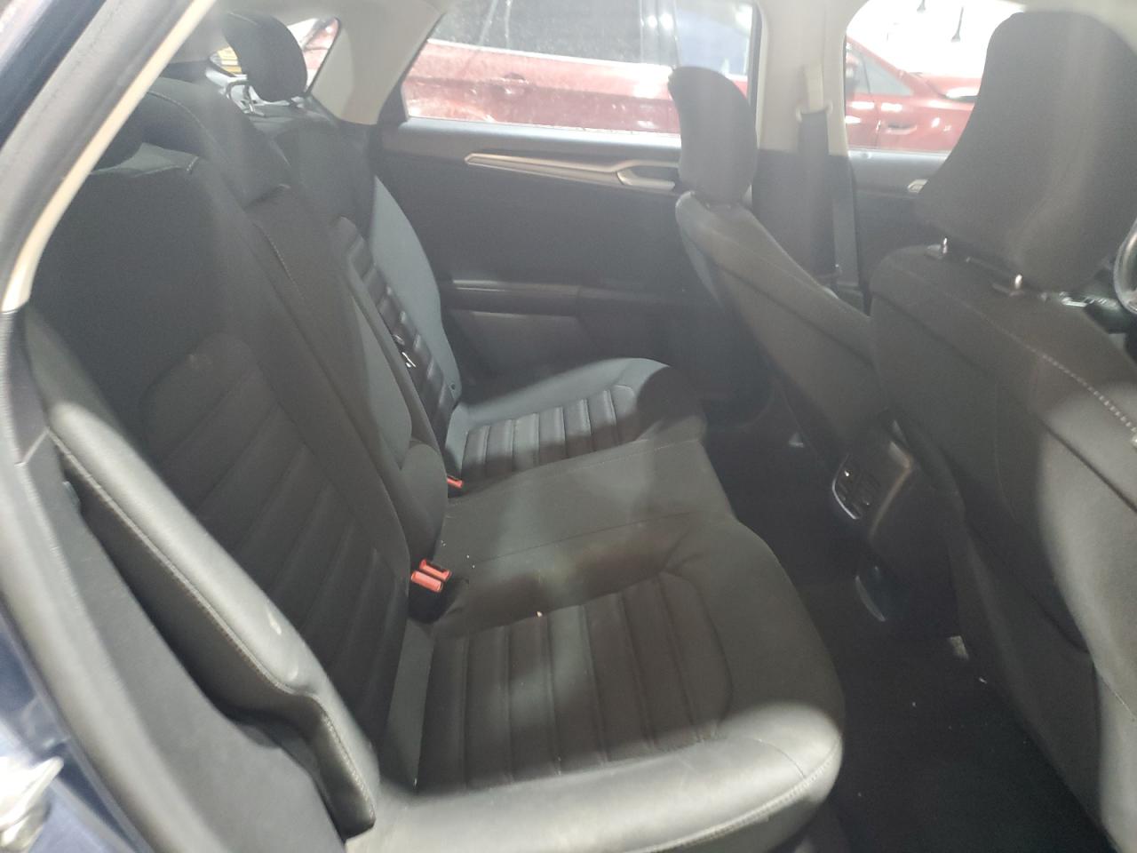 Ford Fusion Se Image 11