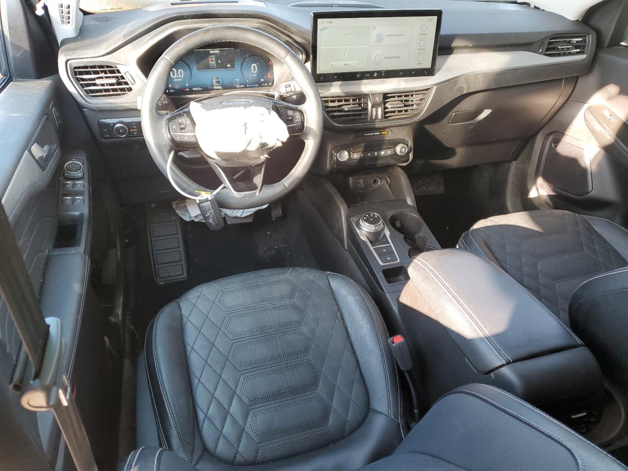 Ford Escape Platinum Image 7