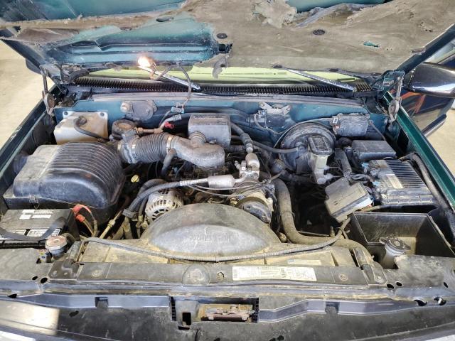 Chevrolet Suburban K1500 Image 11