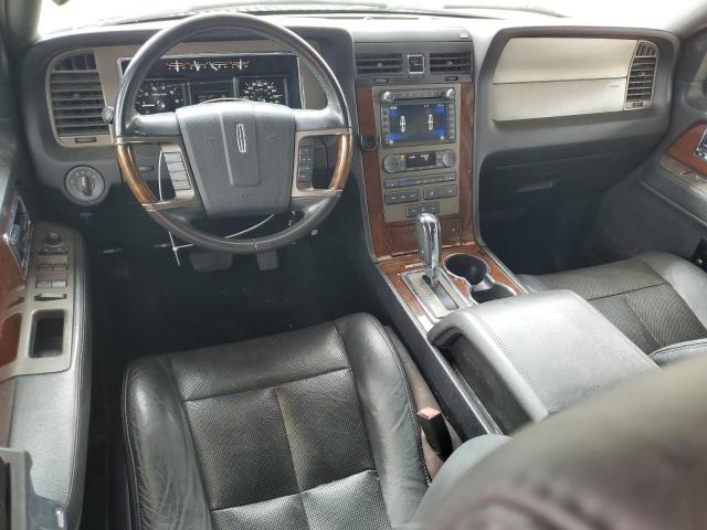 Lincoln Navigator Image 12