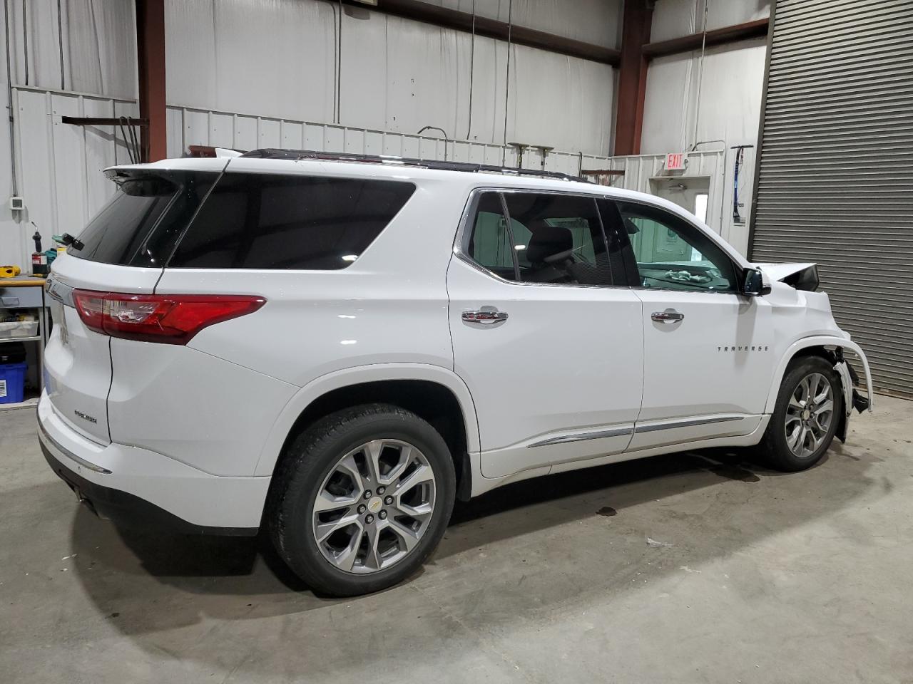 Chevrolet Traverse Premier Image 4