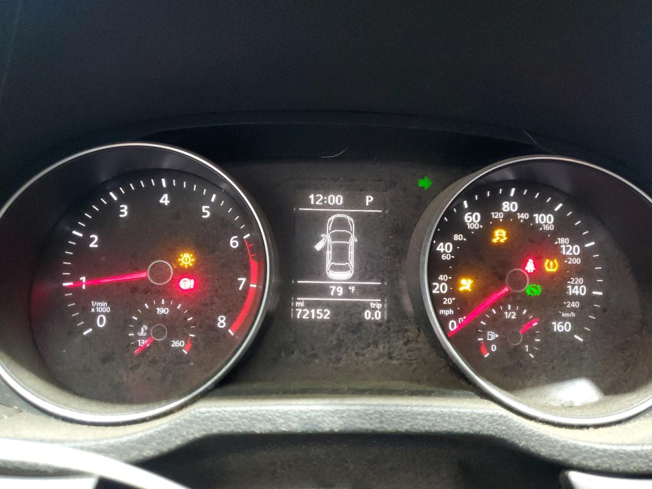 Volkswagen Passat S Image 8