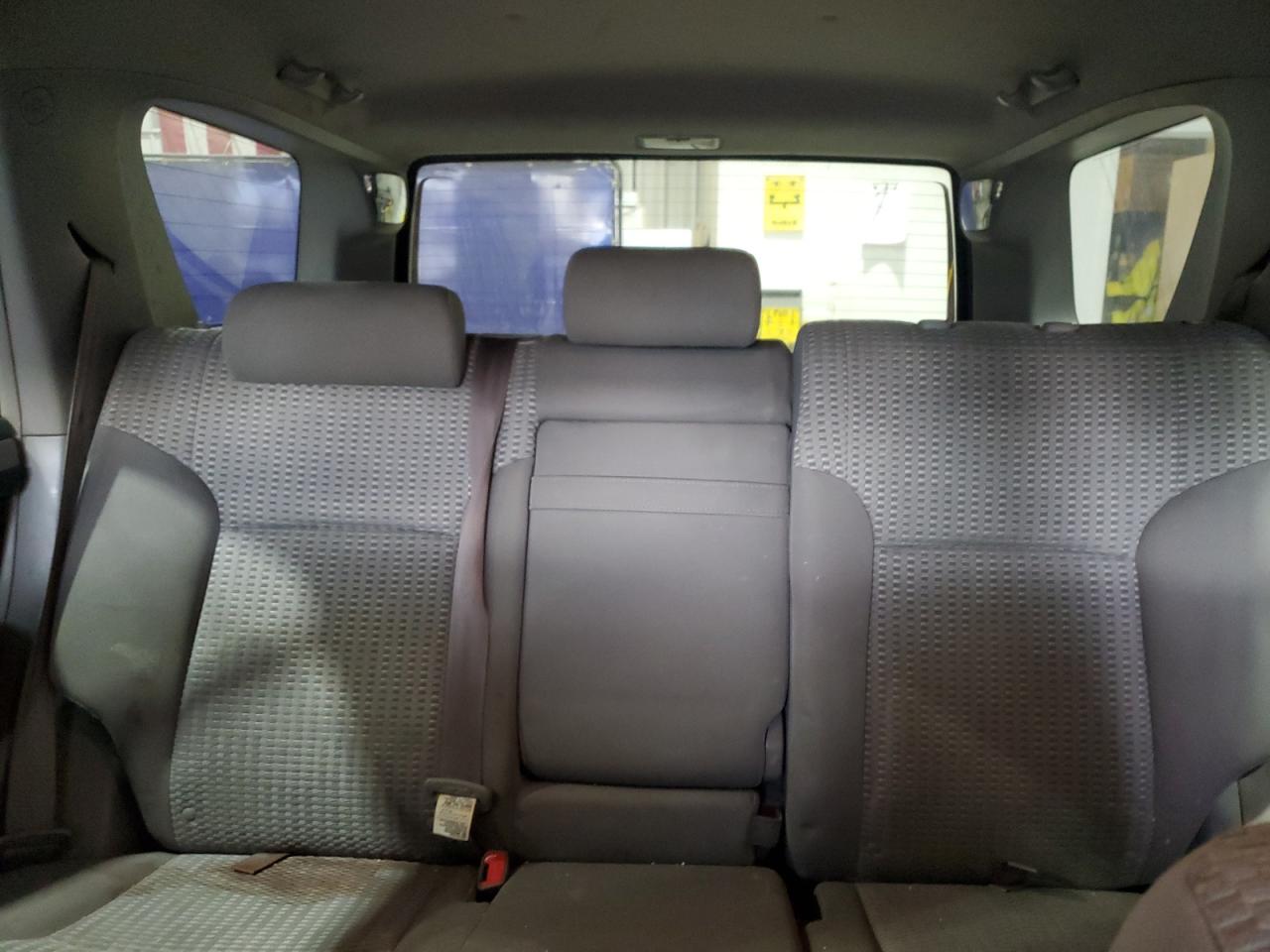 Toyota 4Runner Sr5 Image 9