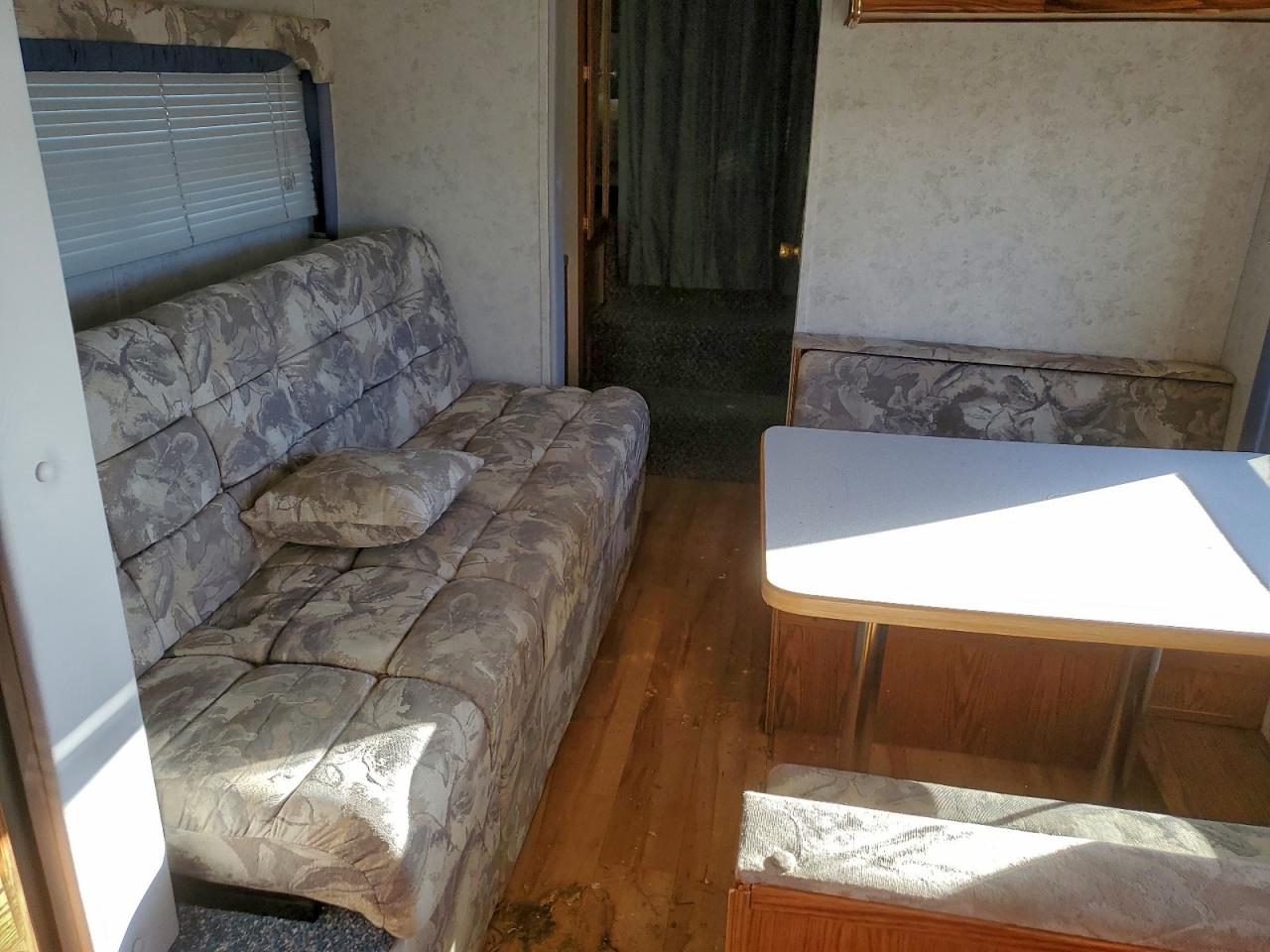 Wildcat 5th Wheel Image 2