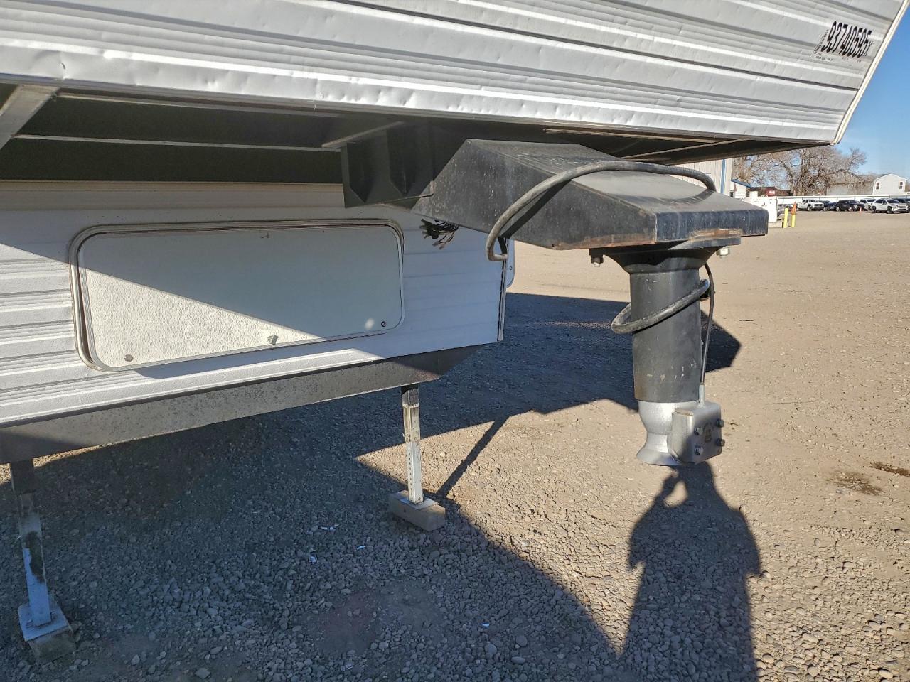 Wildcat 5th Wheel Image 10