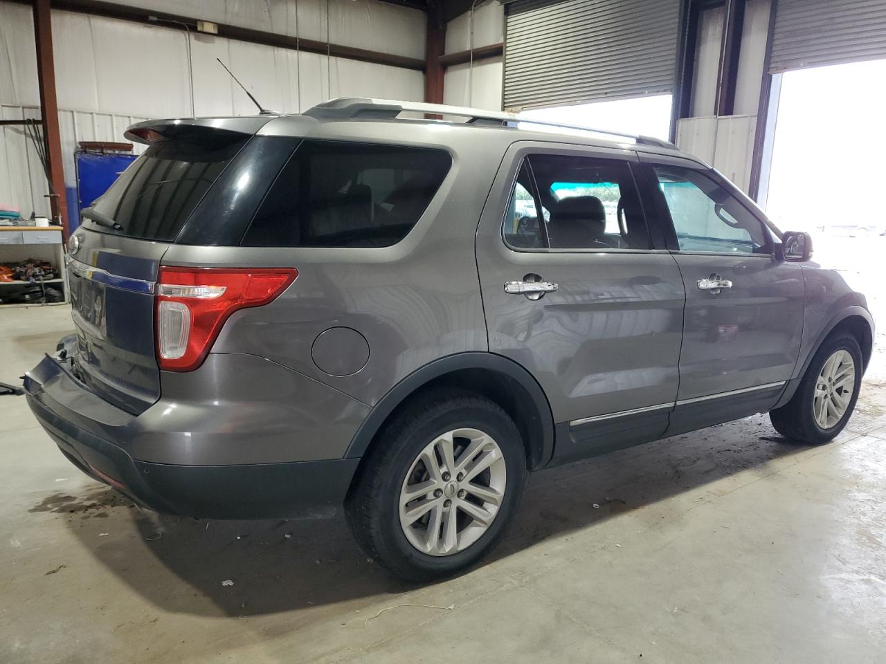 Ford Explorer Xlt Image 7