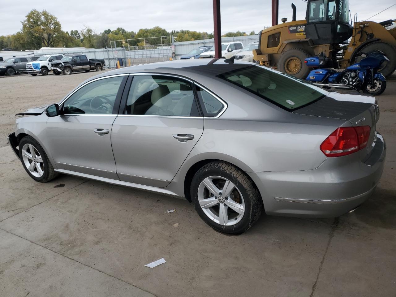 Volkswagen Passat Sel Image 2