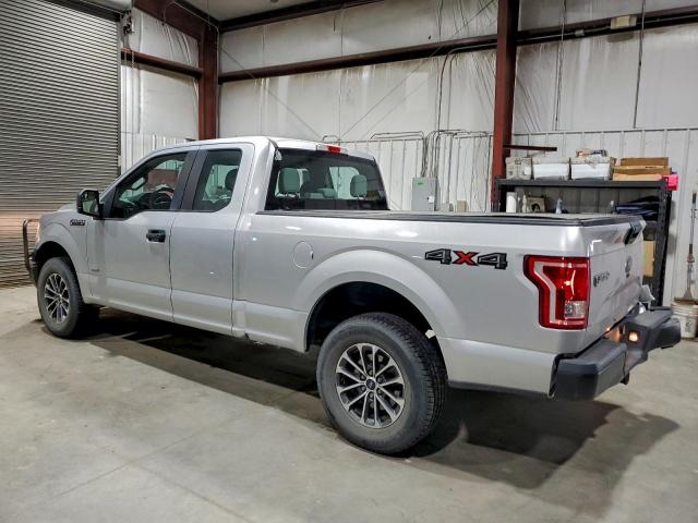 Ford F-150 Super Cab Image 12