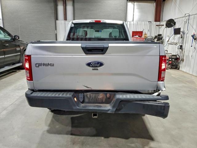 Ford F-150 Super Cab Image 6