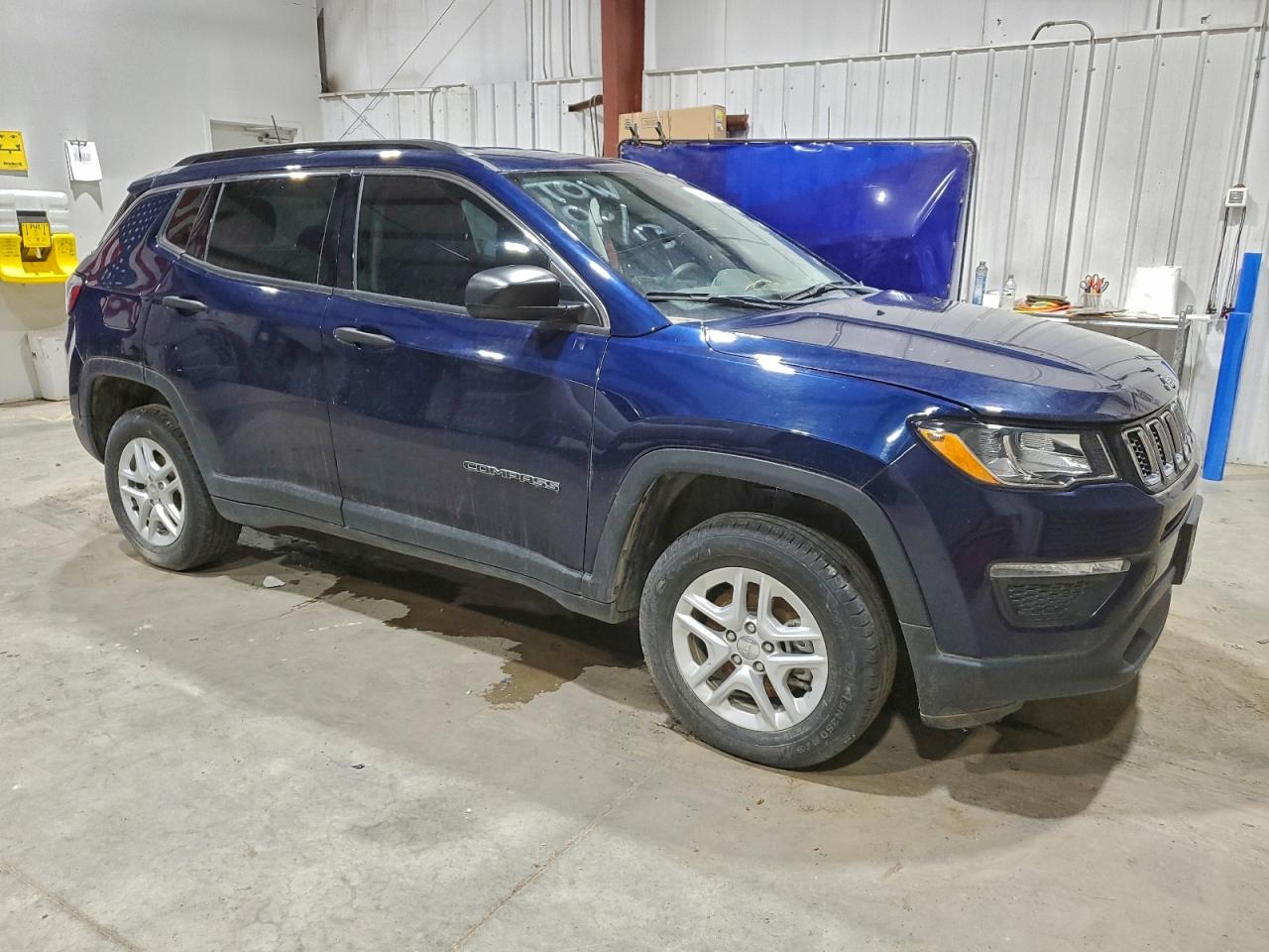 Jeep Compass Sport Image 2