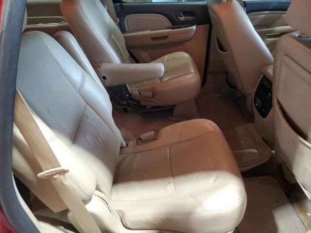 GMC Yukon Denali Image 7