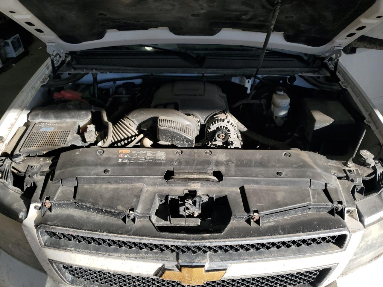 Chevrolet Suburban K1500 Lt Image 8