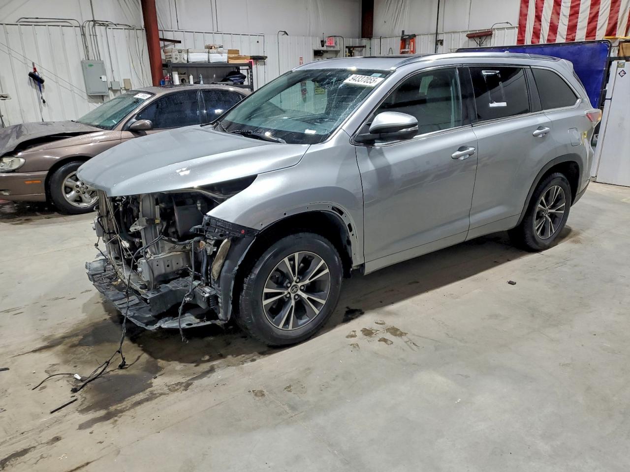 Toyota Highlander Xle Image 1