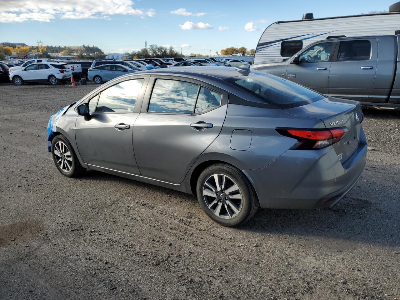 Nissan Versa Sv Image 2