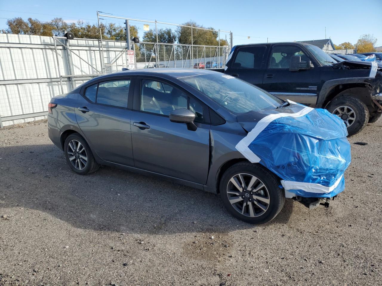 Nissan Versa Sv Image 8