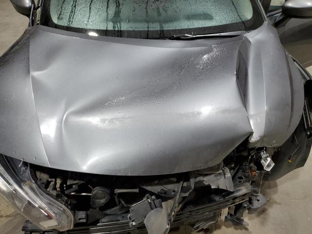 Nissan Versa Sv Image 9