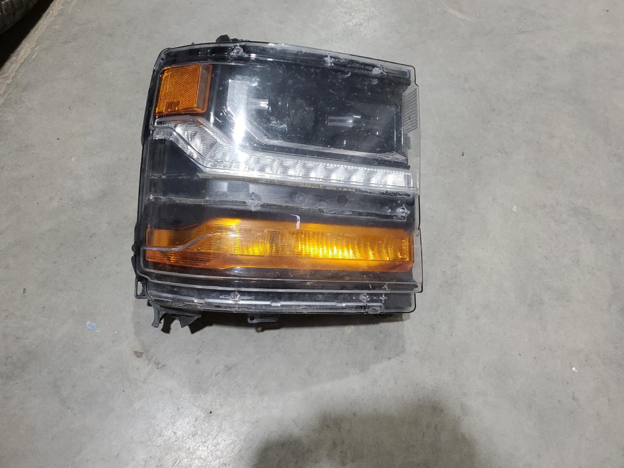 Chevrolet Silverado K1500 Lt Image 12