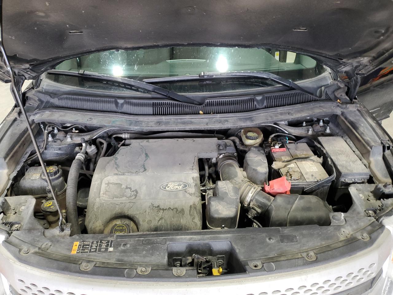 Ford Explorer Image 13