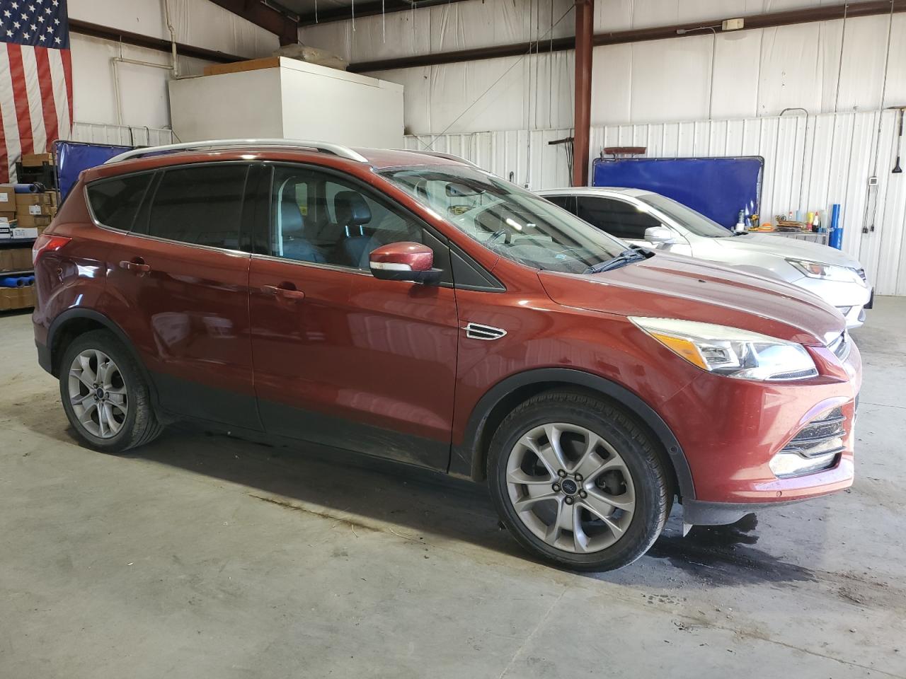 Ford Escape Titanium Image 11