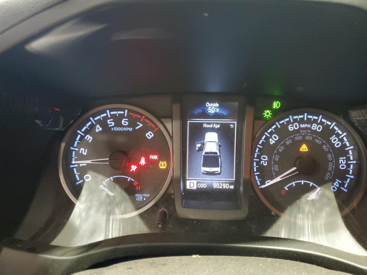 Toyota Tacoma Double Cab Image 6