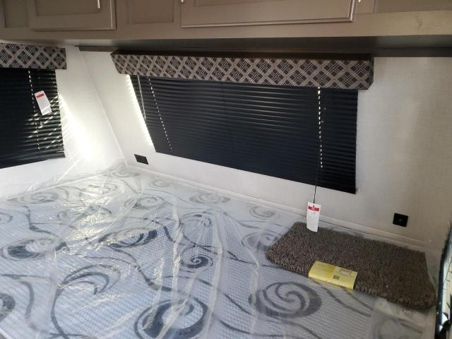 Kz Sportsmen Trailer Image 8