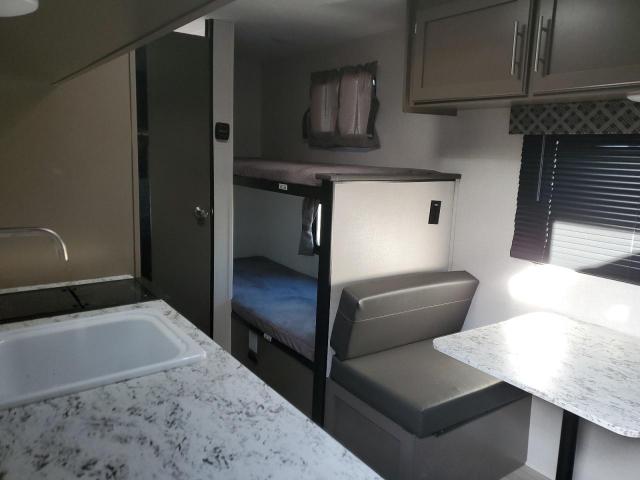 Kz Sportsmen Trailer Image 5