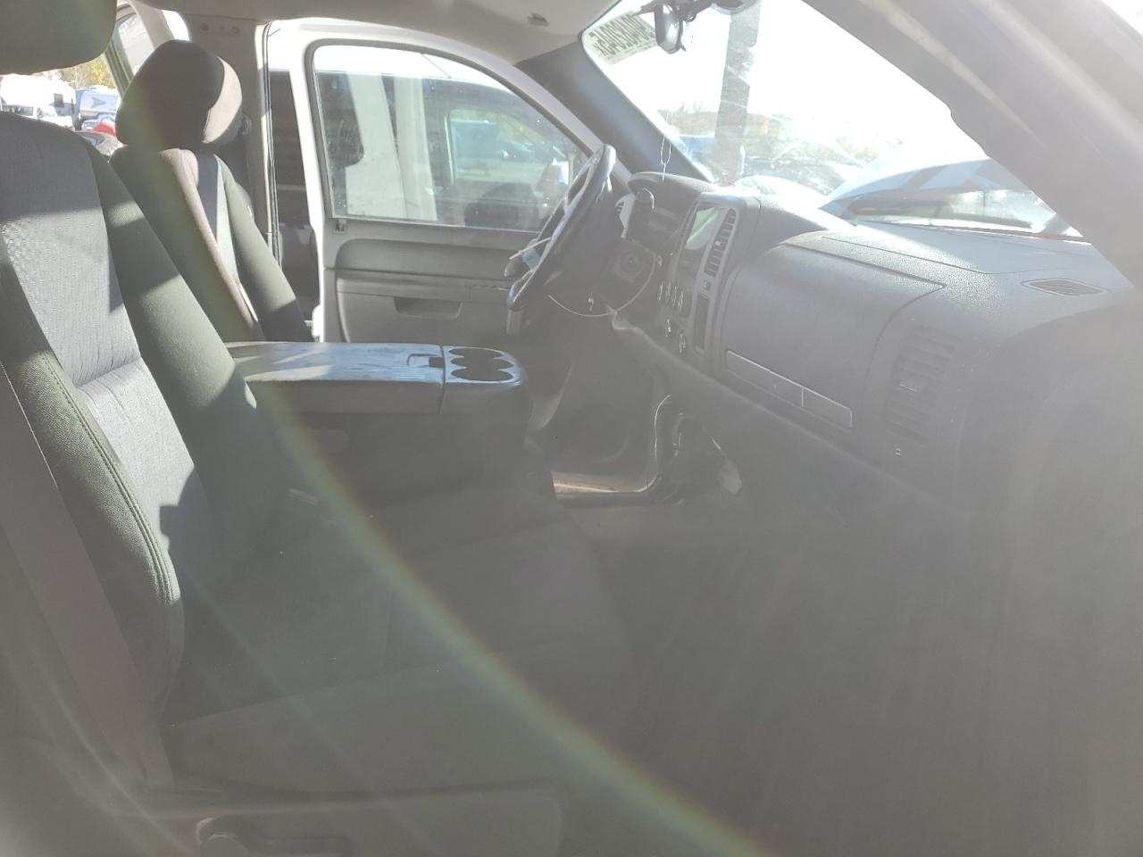 Chevrolet Silverado K1500 Lt Image 9