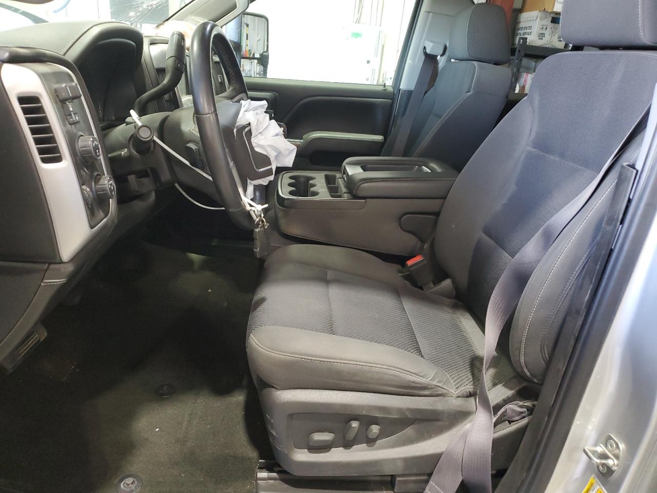 GMC Sierra K2500 Sle Image 10