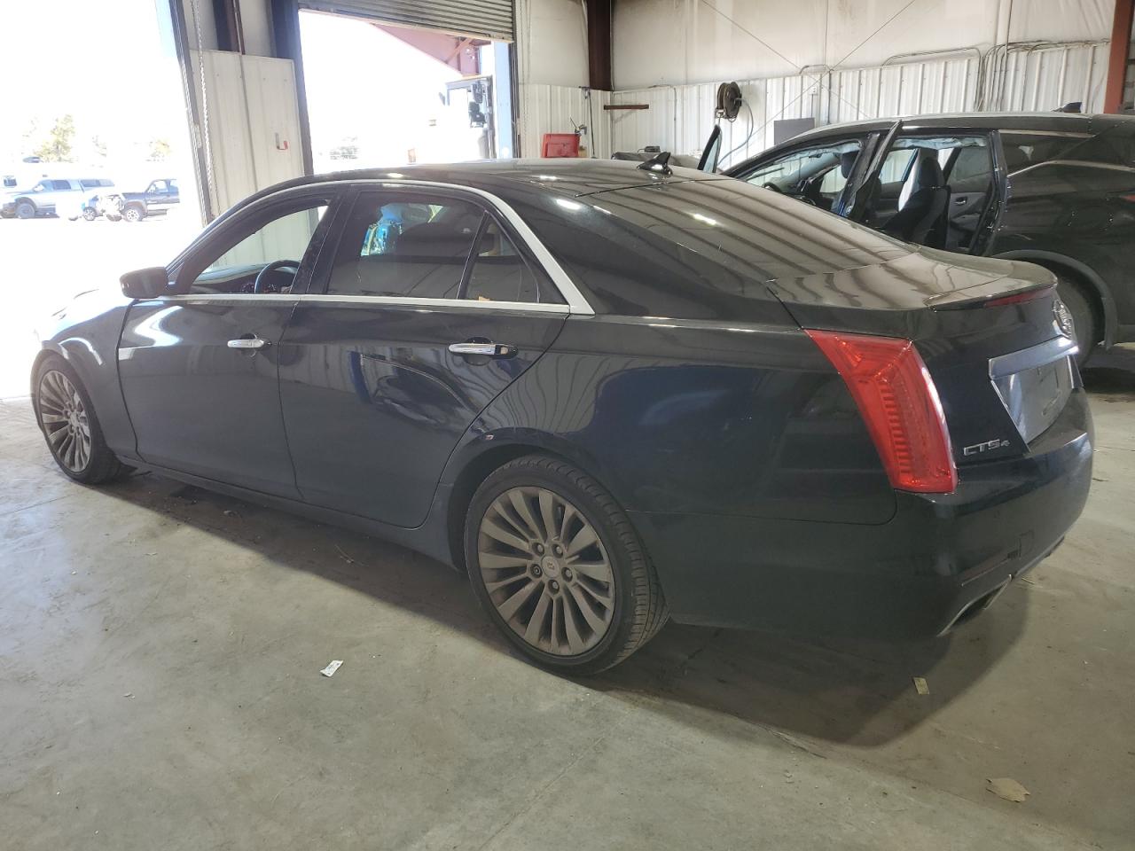 Cadillac CTS Luxury Collection Image 2