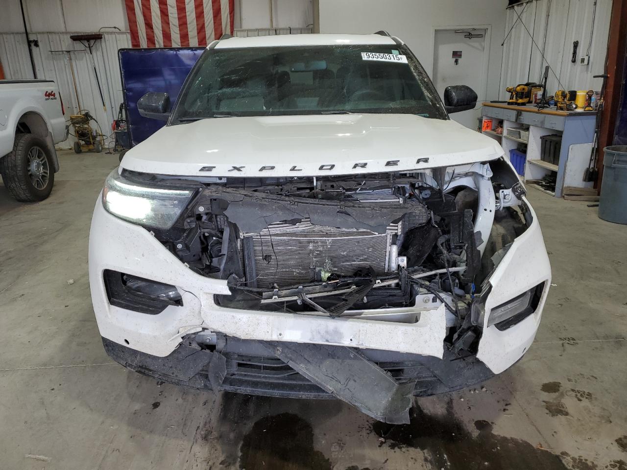 Ford Explorer St Image 9