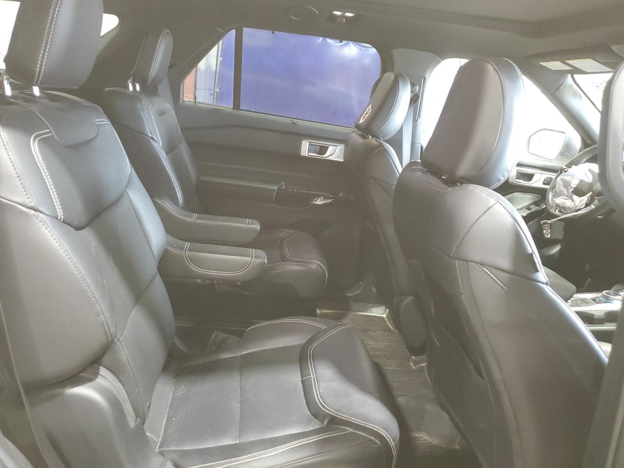 Ford Explorer St Image 12