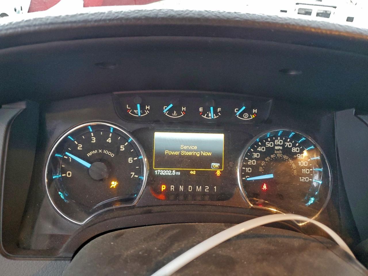 Ford F-150 Supercrew Image 5