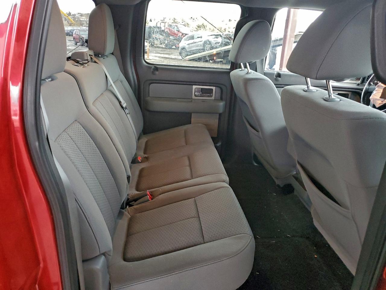 Ford F-150 Supercrew Image 8