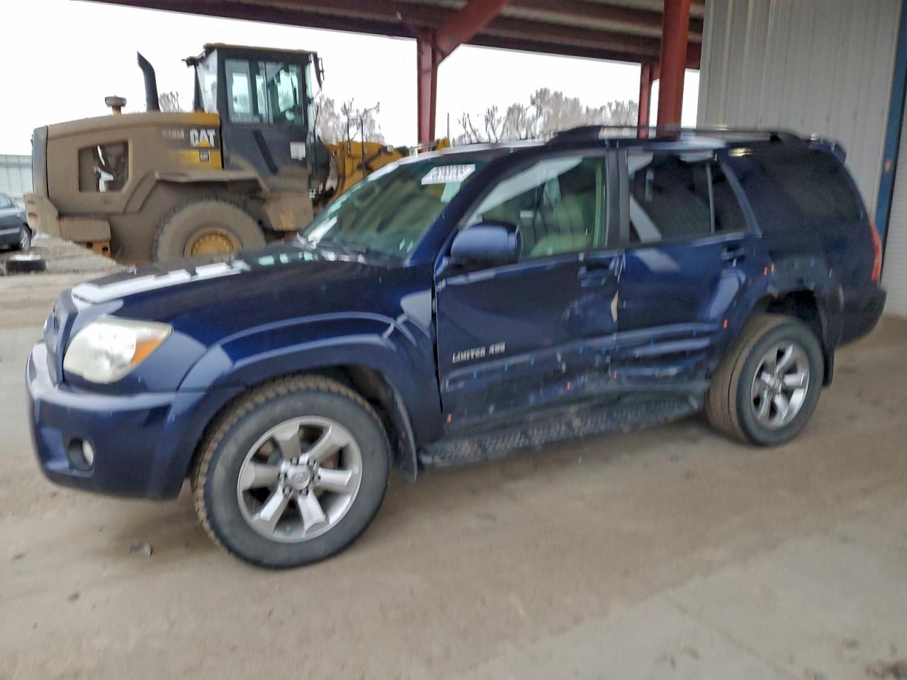 Toyota 4Runner Limited Image 1