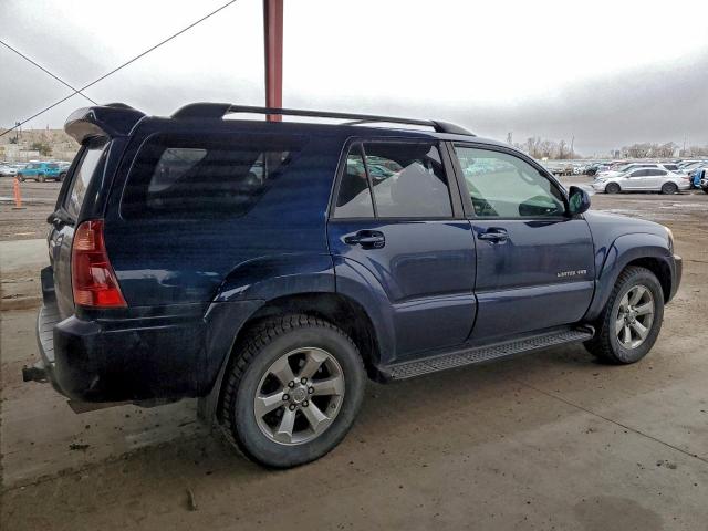 Toyota 4Runner Limited Image 4